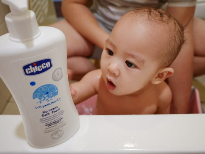 溫和不流淚♥chicco寶貝嬰兒潤膚系列讓寶寶開心洗澎澎